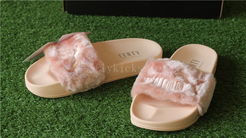 Puma Leadcat Fenty Fur Slide Pink